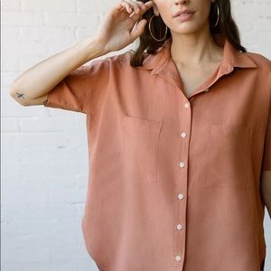 NWOT Tradlands Box Top in Cameo XL